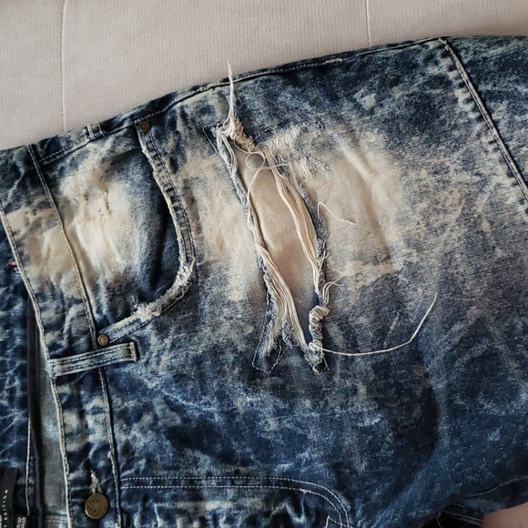 JORDAN CRAIG Men's Distressed Blue Jeans - Picture 8 of 11